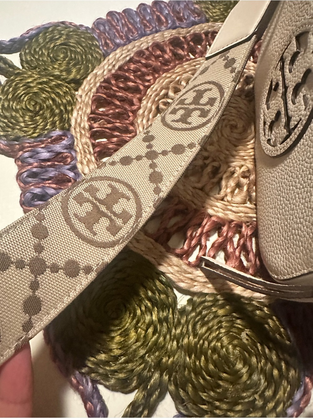 Tory Burch Pebbled Leather Crossbody Camera Bag in Light Taupe - Picture 4 of 16